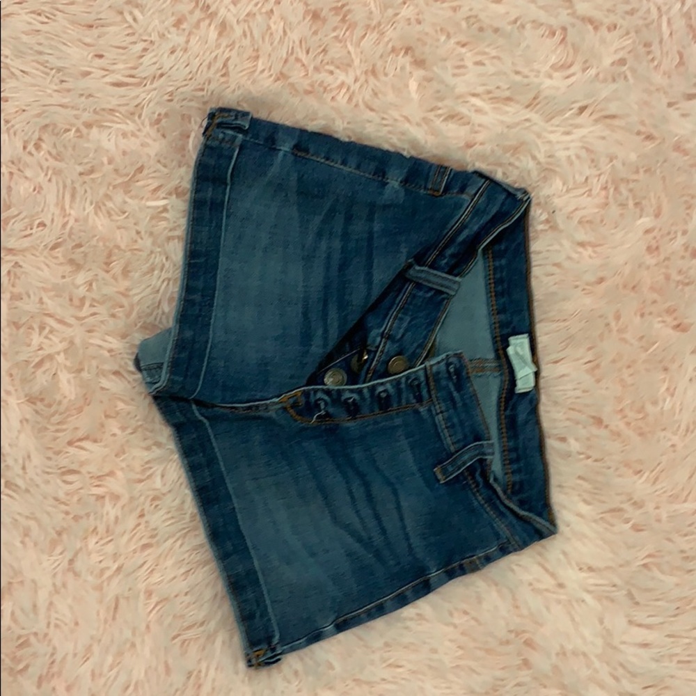 jean shorts, lovely blue color, also great price